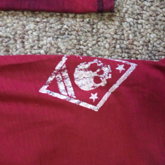 Handsome Affliction Long-sleeved Shirt, slightly smaller sized XXL - Picture 7 of 8